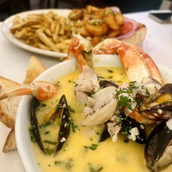 Cracked Crab - Cioppino with the Steamed Clam Broth - Seafood Near Me - Pismo Beach, California Cracked Crab - Cioppino with the Steamed Clam Broth - Seafood Near Me - Pismo Beach, California