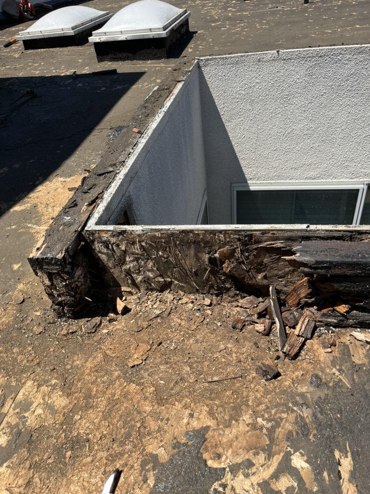 Slide of United Roofing