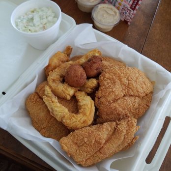 Sam's Southern Eatery - Southern Near Me - Conway, South Carolina