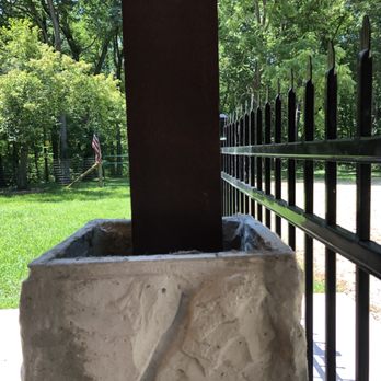 Masterstone Hardscapes - Uneven, unlevel, uncapped column - Landscape Architects or Designers Near Me - Weldon Spring, Missouri Masterstone Hardscapes - Uneven, unlevel, uncapped column - Landscape Architects or Designers Near Me - Weldon Spring, Missouri