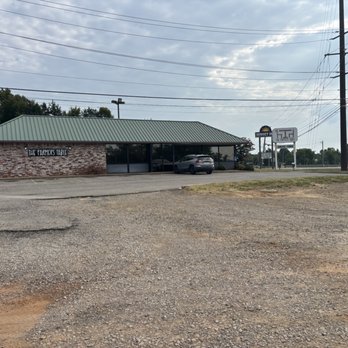 The Farmers Table - Outside of building - Diners Near Me - Clarksville, Arkansas The Farmers Table - Outside of building - Diners Near Me - Clarksville, Arkansas
