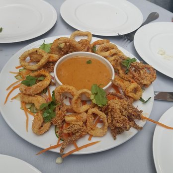 Eight Bar - Calamari - Wine Bars Near Me - Chicago, Illinois