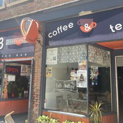 Dv8 Espresso Bar and Gallery - Dv8 like in to deviate onto a different path!