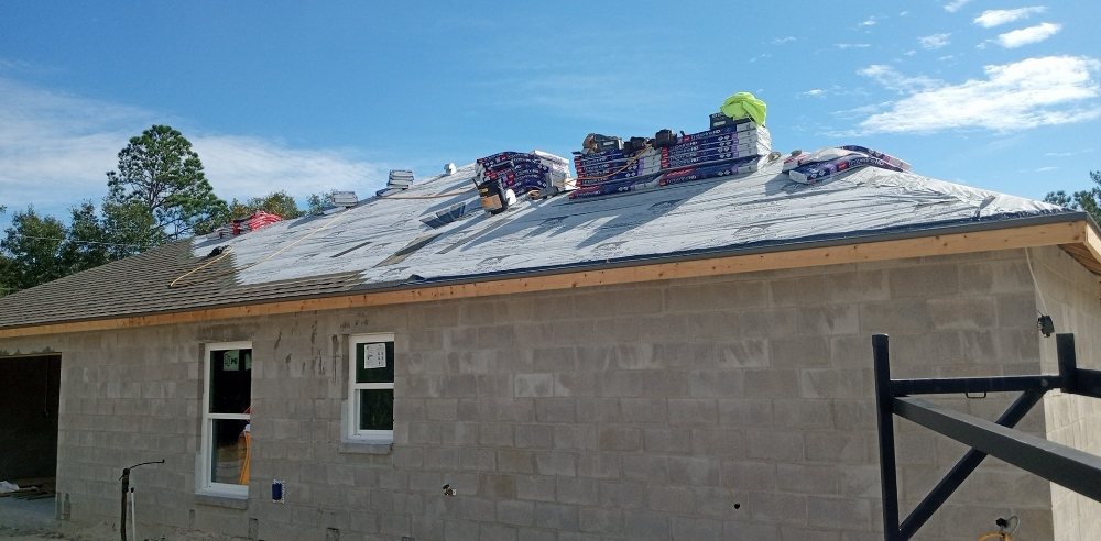 Slide of Grady Cross Roofing