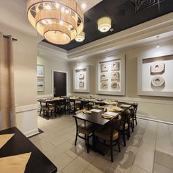 Element Restaurant & Bar - Semi-private room: up to 26 guests for intimate parties