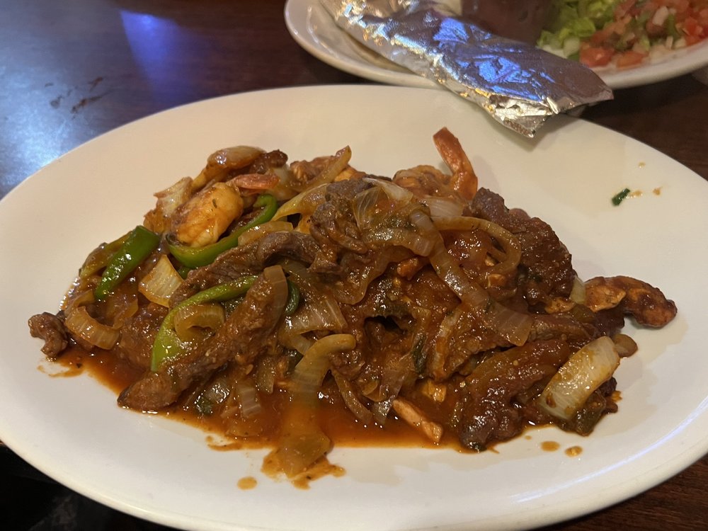 LOS CATRACHOS Updated November 2024 29 Photos & 29 Reviews 3020