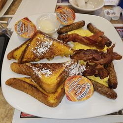 Sunset Diner - Texas toast French toast