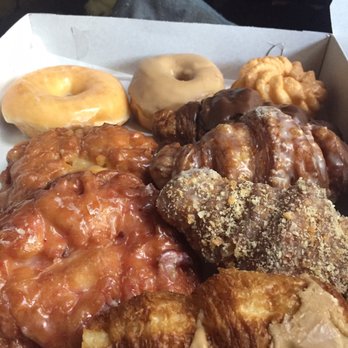 BJ Cinnamon - Bakeries Near Me - Folsom, California BJ Cinnamon - Bakeries Near Me - Folsom, California