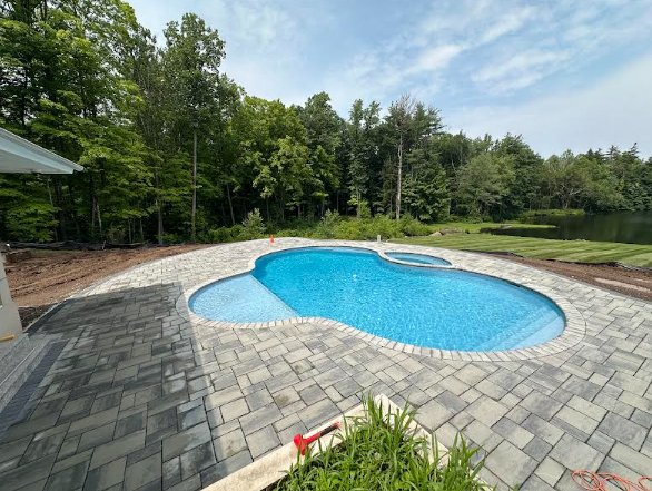 M&G Landscaping, LLC - tree service in West Hartford, CT