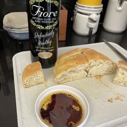 FIORE Artisan Olive Oils & Vinegars - Enjoying our black garlic balsamic with homemade rosemary bread.