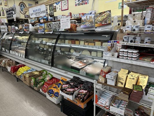 Mario's Italian Deli & Market by null