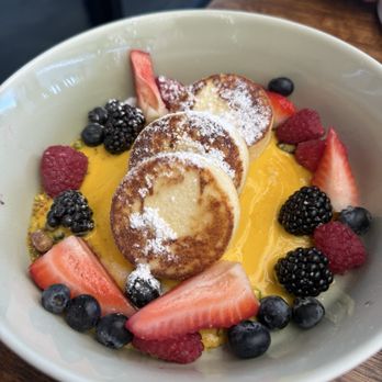 Mood - Syrniki with mango - Breakfast & Brunch Near Me - Los Angeles, California Mood - Syrniki with mango - Breakfast & Brunch Near Me - Los Angeles, California