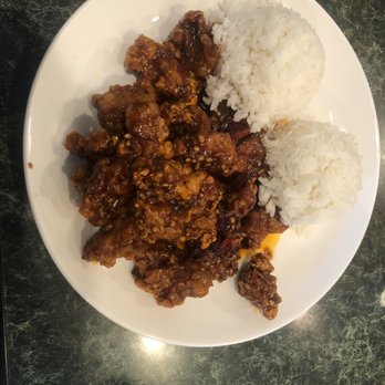 Szechuan First Restaurant - General Tso's Chicken - Szechuan Near Me - Kent, Washington Szechuan First Restaurant - General Tso's Chicken - Szechuan Near Me - Kent, Washington