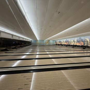Shatto 39 Lanes - Bowling Near Me - Los Angeles, California Shatto 39 Lanes - Bowling Near Me - Los Angeles, California