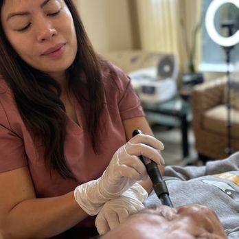 Glow&Vibe - Aestheticians Near Me Glow&Vibe - Aestheticians Near Me