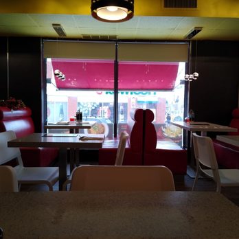 Hey Kitchen - Inside the restaurant - Hong Kong Style Cafe Near Me - Ottawa, Ontario Hey Kitchen - Inside the restaurant - Hong Kong Style Cafe Near Me - Ottawa, Ontario