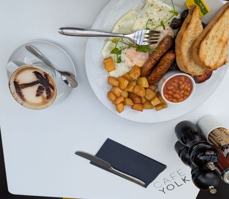Café YOLK by null