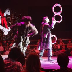WOW - The Vegas Spectacular - Pirate Juggler