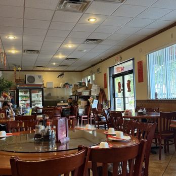 China Yuan Restaurant - Inside the restaurant - Dim Sum Near Me - Tampa, Florida China Yuan Restaurant - Inside the restaurant - Dim Sum Near Me - Tampa, Florida