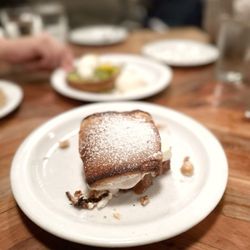 Ember - Toasted Marshmallow Ice Cream Cocoa Cake | IG: xstina.eats