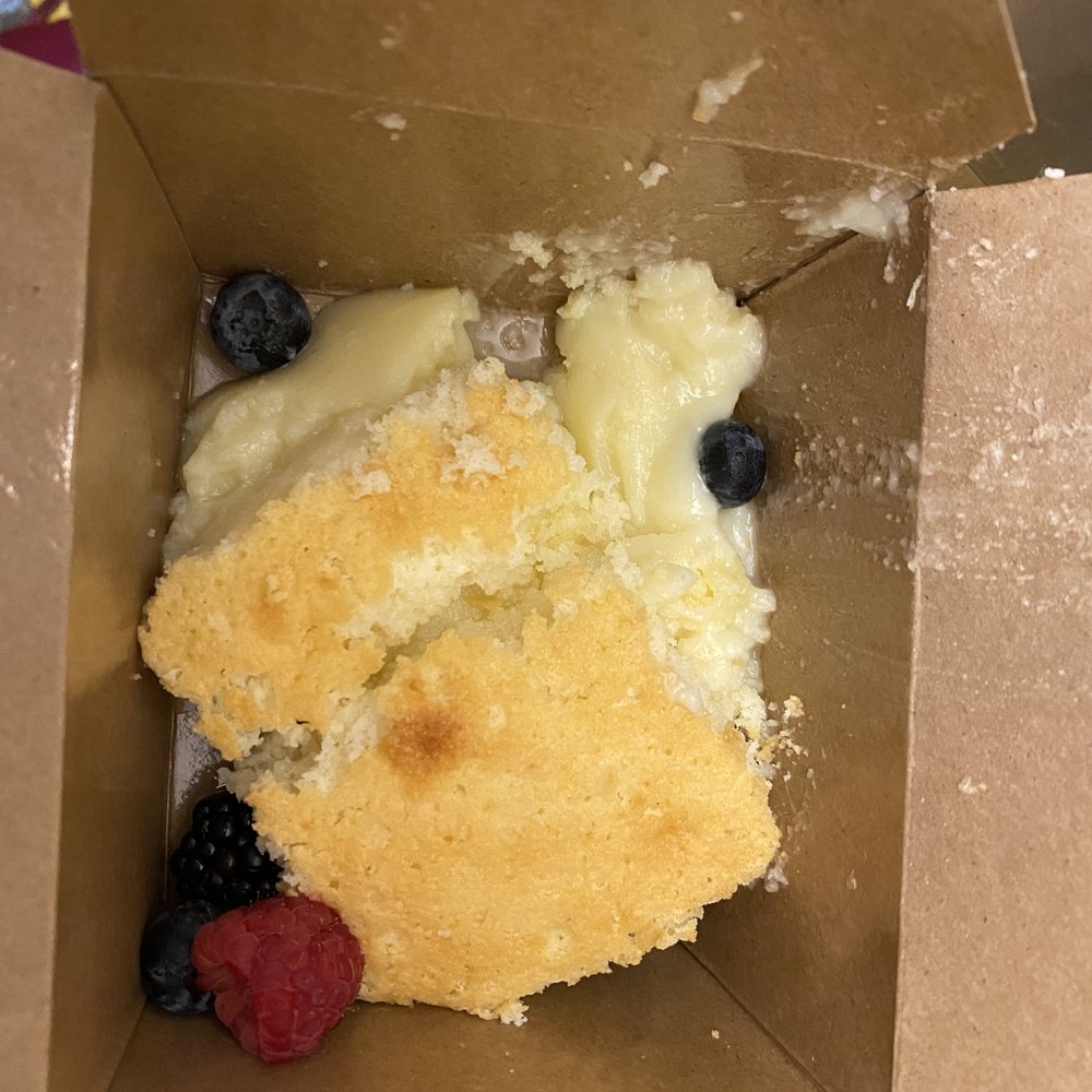 Metro Lafayette - Lemon cake - New American Near Me - Lafayette, California