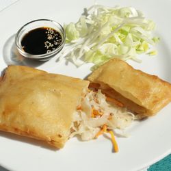 Restaurant Mauer - Gebackene Frühlingsrolle des Lokals