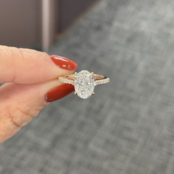 Snow's Jewelers - Jewelry Near Me - Miami Lakes, Florida Snow's Jewelers - Jewelry Near Me - Miami Lakes, Florida