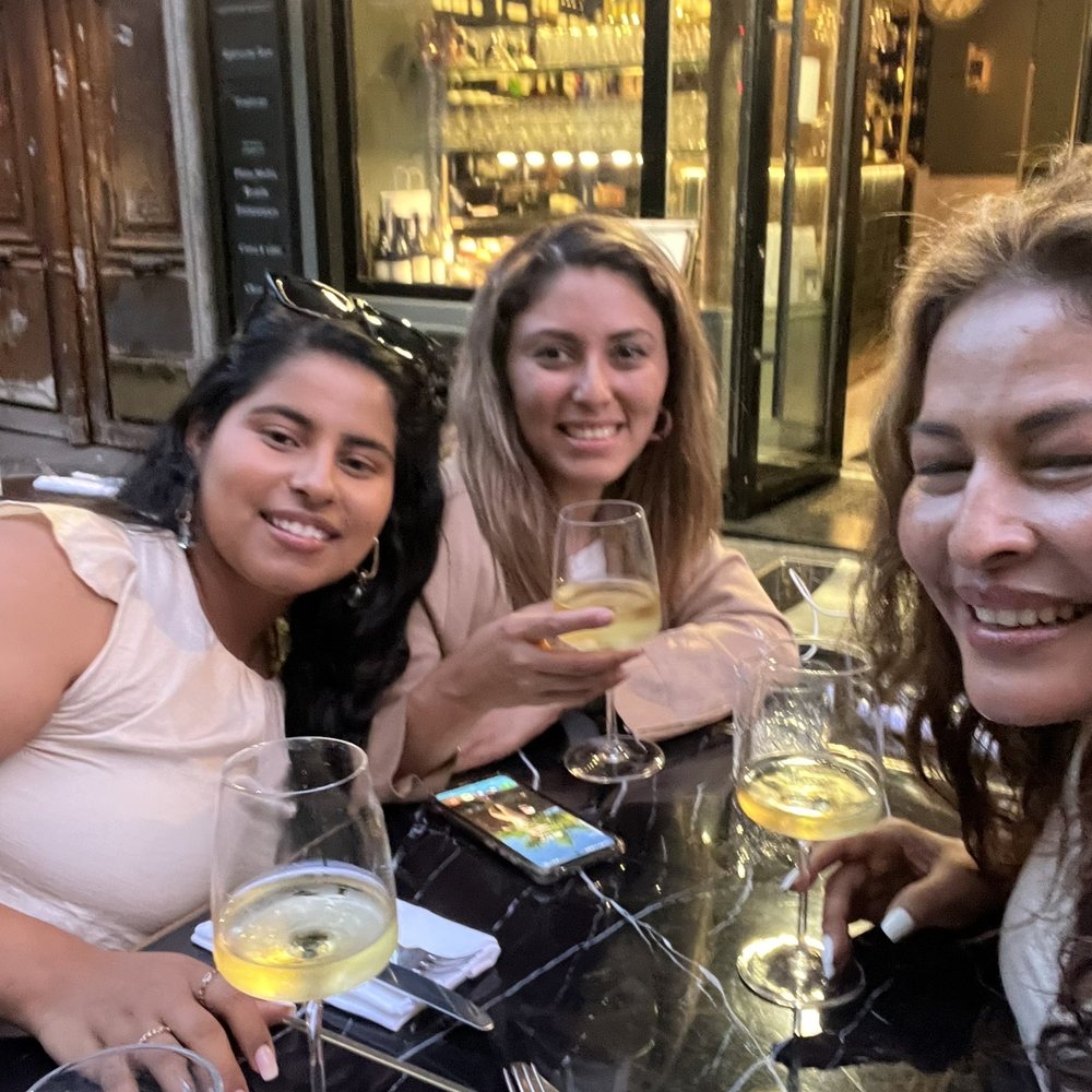 Aux Pipalottes Gourmandes - I great wine - Tea Rooms Near Me - Paris, 75 Aux Pipalottes Gourmandes - I great wine - Tea Rooms Near Me - Paris, 75