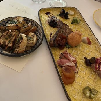 CAFE DUPONT Updated October 2024 301 Photos 207 Reviews 113