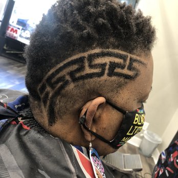 Master Blends Barbershop - Sweet design - Barbers Near Me - Bronx, New York