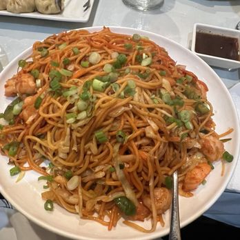 Yak & Yeti Himalayan Cuisine - Shrimp Chowmin - Indian Near Me - Fishers, Indiana Yak & Yeti Himalayan Cuisine - Shrimp Chowmin - Indian Near Me - Fishers, Indiana
