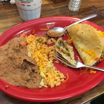 Garcia's Kitchen - Beef taco plate - New Mexican Cuisine Near Me - Albuquerque, New Mexico Garcia's Kitchen - Beef taco plate - New Mexican Cuisine Near Me - Albuquerque, New Mexico