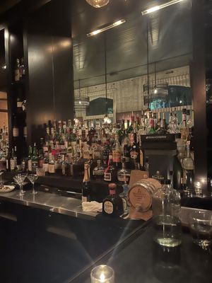 Local 11ten Food | Wine by null