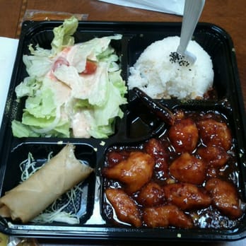 Yen's Cafe - General Tso's takeout. Not very good. - Taiwanese Near Me - Ashburn, Virginia