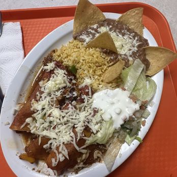 El Taco Loco - Chicken Enchilada plate - No Bueno. One of the worst plates I've tasted. - Mexican Near Me - Valley Village, California El Taco Loco - Chicken Enchilada plate - No Bueno. One of the worst plates I've tasted. - Mexican Near Me - Valley Village, California