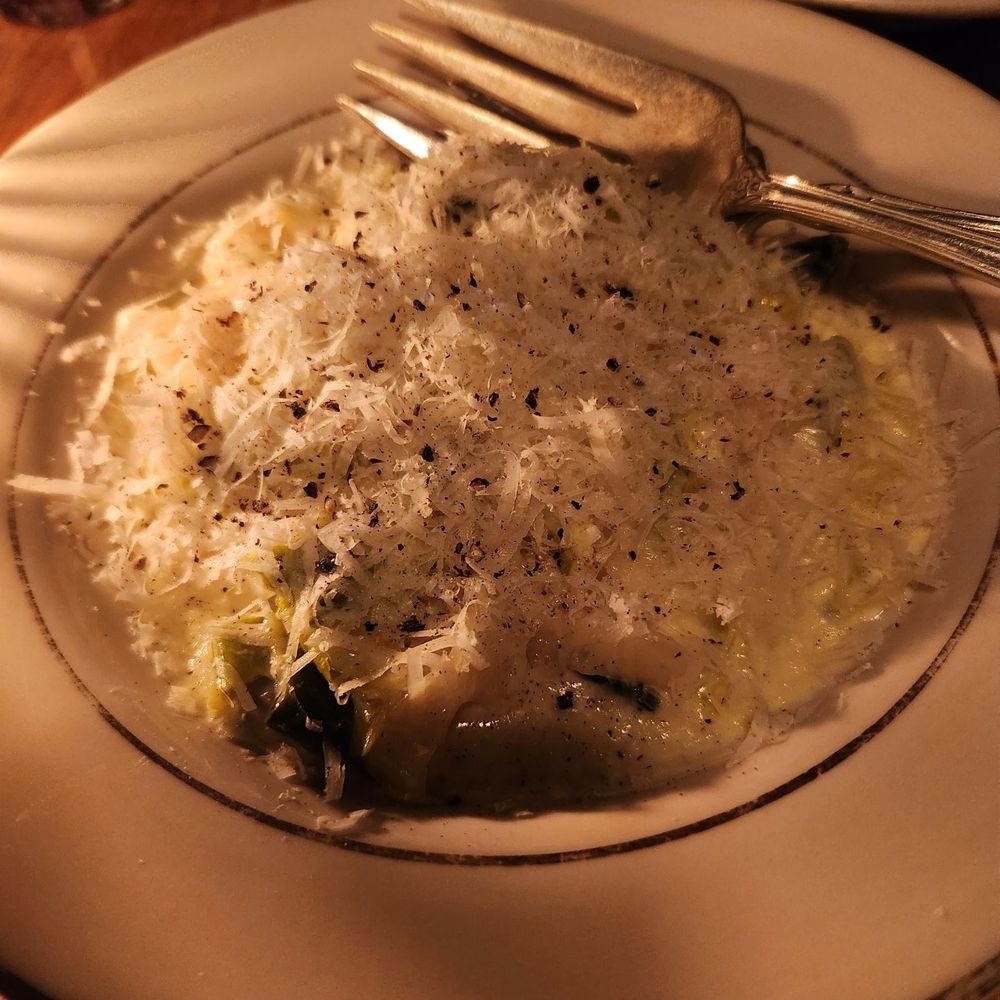 Luce - 1/2 Fettuccine - Italian Near Me - Portland, Oregon Luce - 1/2 Fettuccine - Italian Near Me - Portland, Oregon