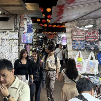 廟街夜市 - Temple Street Night Market - Landmarks & Historical Buildings Near Me - Hong Kong, HK