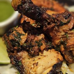 Tulsi Fine Indian Cuisine - Chicken Tandooria (Medium Spice)