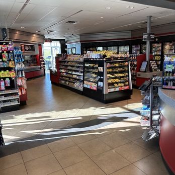 QuikTrip - a view of a grocery store - Gas Stations Near Me - Tulsa, Oklahoma