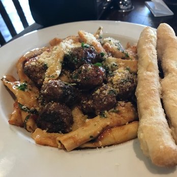 Picasso's - AMAZING - spicy pasta dish - $15 - Pizza Near Me - Jacksonville, Florida