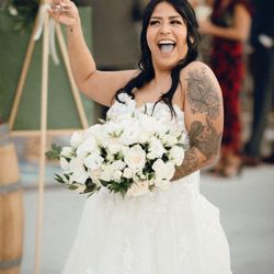 Nick Streeter Photo - A toast to the newlyweds.