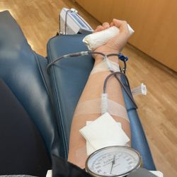 Stanford Blood Center - 11.27.23 - happy monday from sbc!