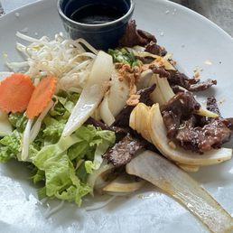 Garlic Beef Noodle bowl