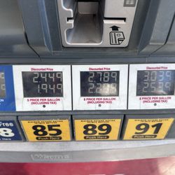 Murphy Express - Realized I had a .50 cent discount today with my points! Yeehaw!