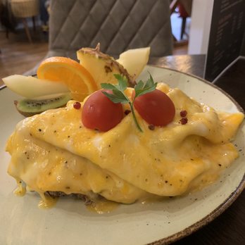 Good Morning Monday - Breakfast & Brunch Near Me - Berlin, BE Good Morning Monday - Breakfast & Brunch Near Me - Berlin, BE
