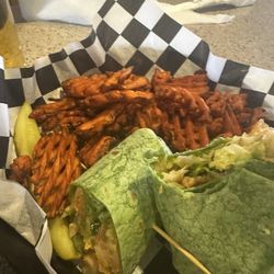 Boneyard Pub and Grille - Bang, band avocado shrimp wrap