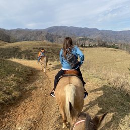 Beautiful scenery during the ride! Time stands still as memories are made Beautiful scenery during the ride! Time stands still as memories are made