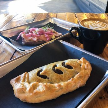 Three Ships Coffee Roasters - Coffee & Tea Near Me - Virginia Beach, Virginia Three Ships Coffee Roasters - Coffee & Tea Near Me - Virginia Beach, Virginia