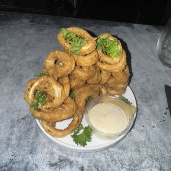 Andys - Calamari - Lounges Near Me - West Hollywood, California