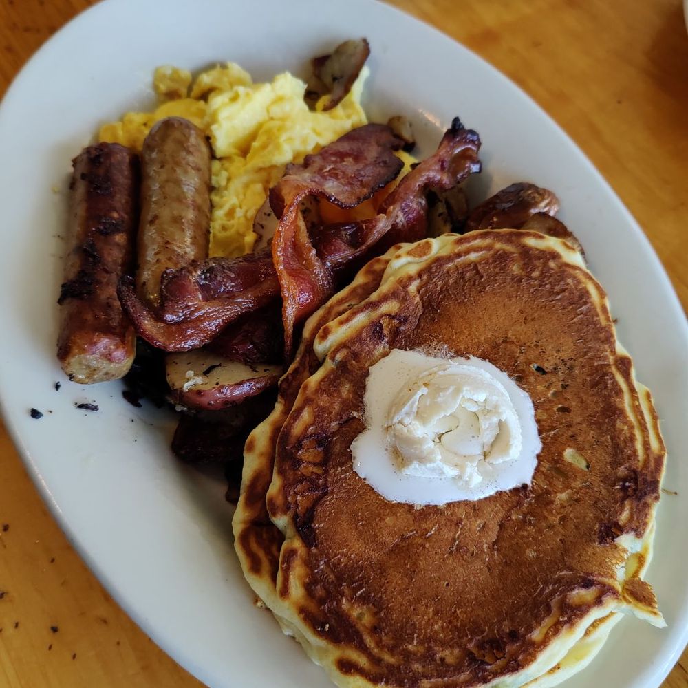 Flapjack's Pancake House - Hungry as a bear big breakfast - Breakfast & Brunch Near Me - Lincoln, New Hampshire Flapjack's Pancake House - Hungry as a bear big breakfast - Breakfast & Brunch Near Me - Lincoln, New Hampshire